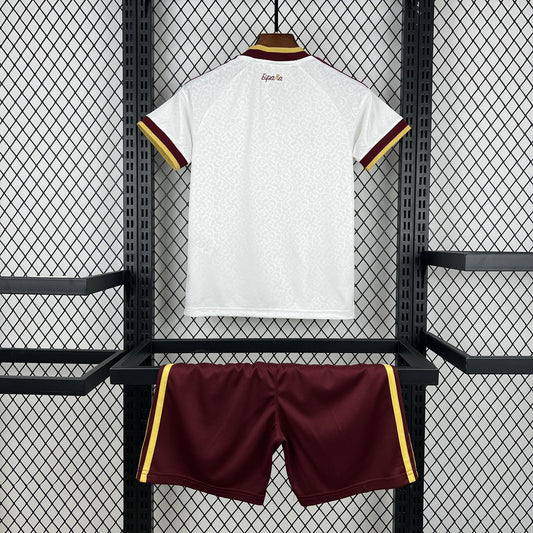 Kit Enfant Espagne 2026/2027 - vue 2