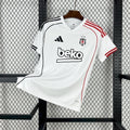 Maillot Besiktas (Beşiktaş) Domicile 2025/2026